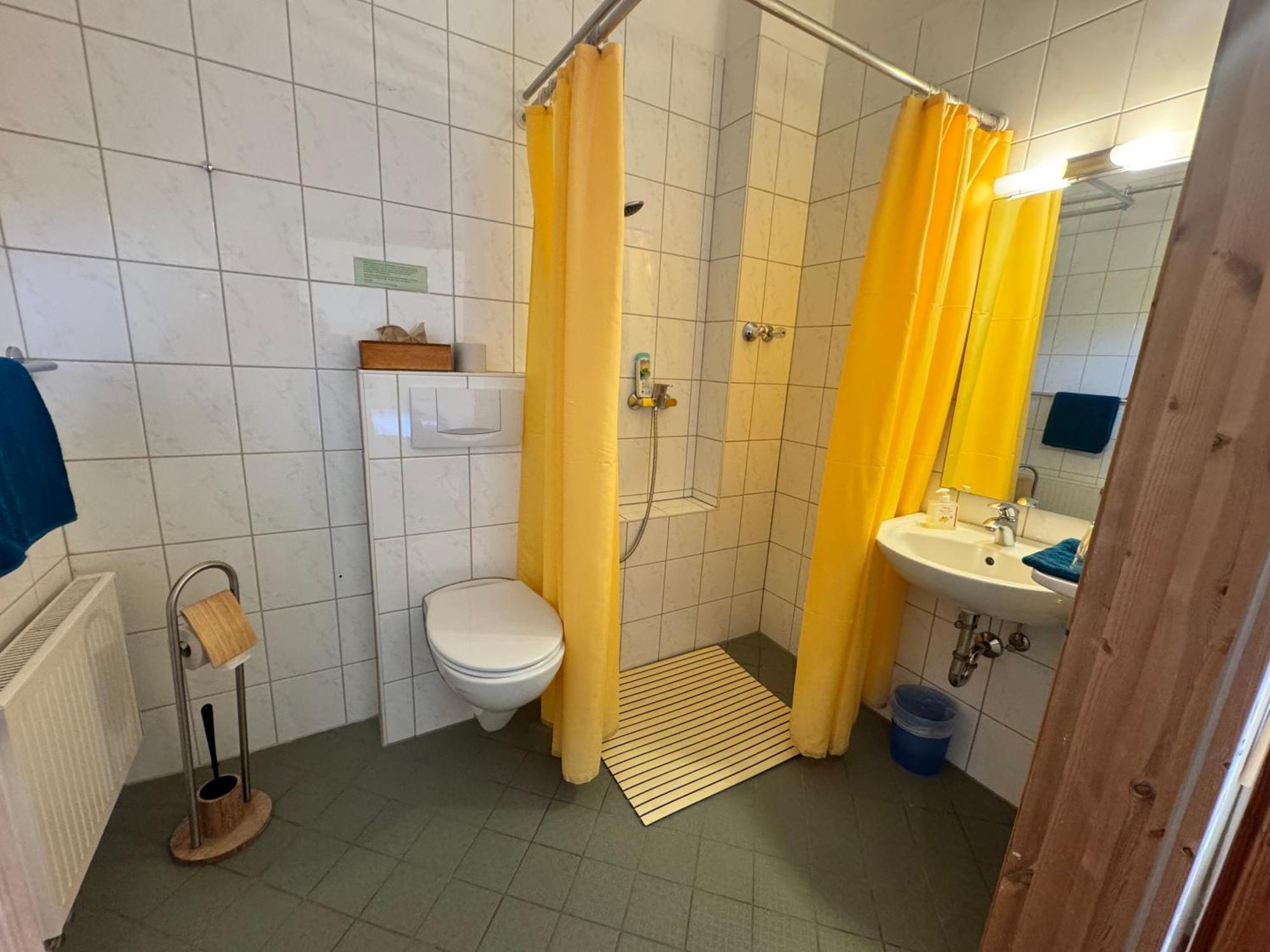 Hotel Gruenwald Άνσμπαχ Εξωτερικό φωτογραφία