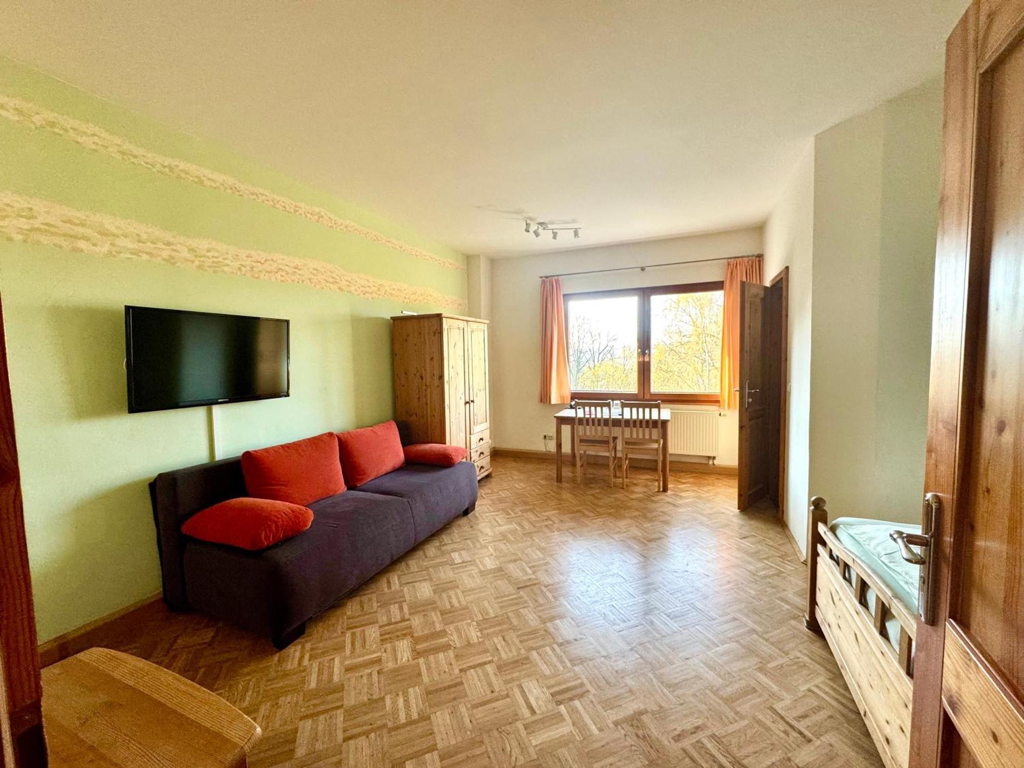 Hotel Gruenwald Άνσμπαχ Εξωτερικό φωτογραφία