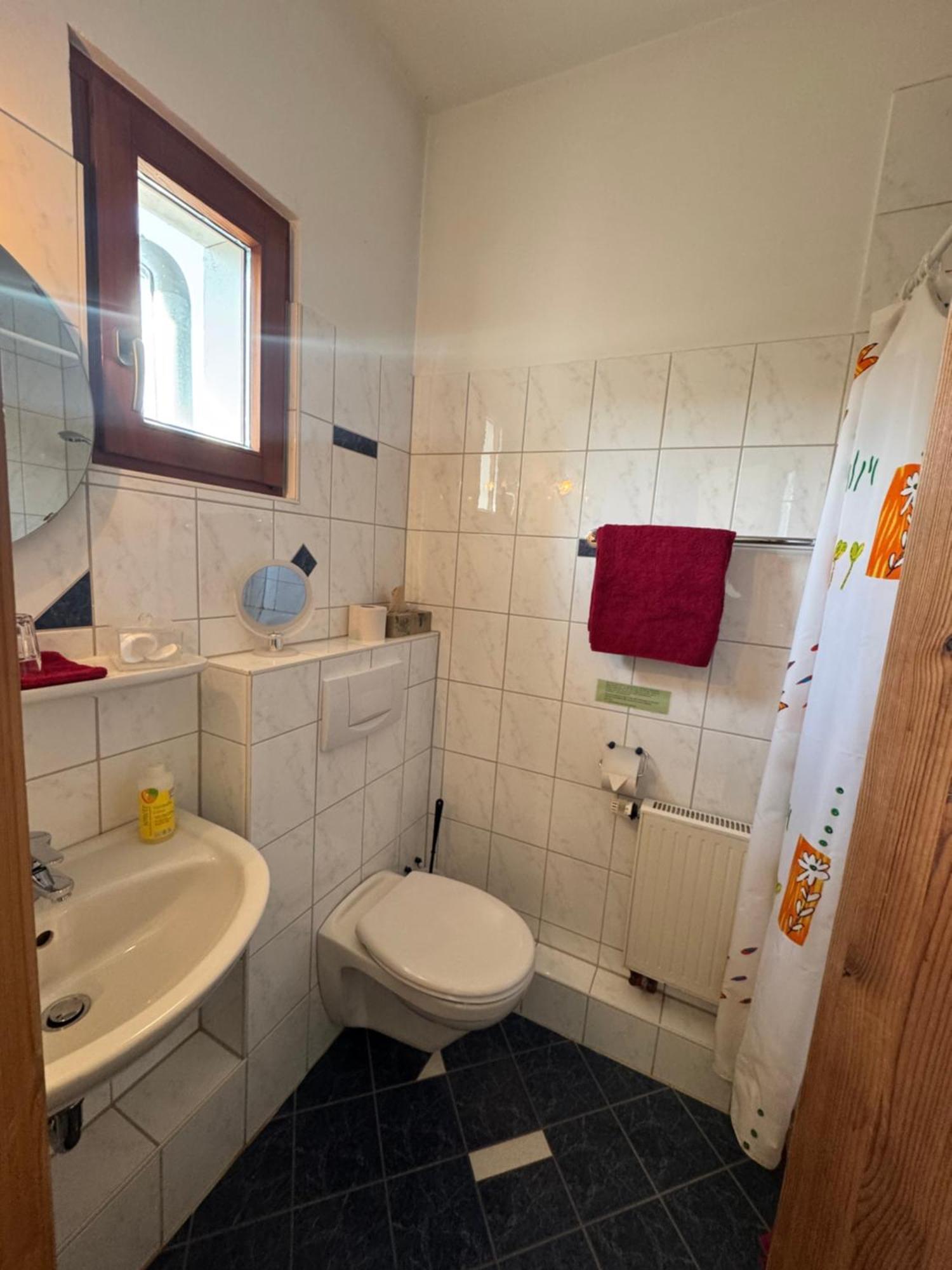 Hotel Gruenwald Άνσμπαχ Εξωτερικό φωτογραφία