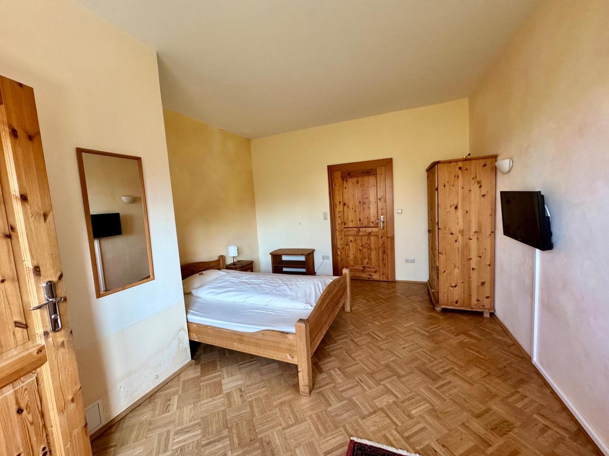 Hotel Gruenwald Άνσμπαχ Εξωτερικό φωτογραφία