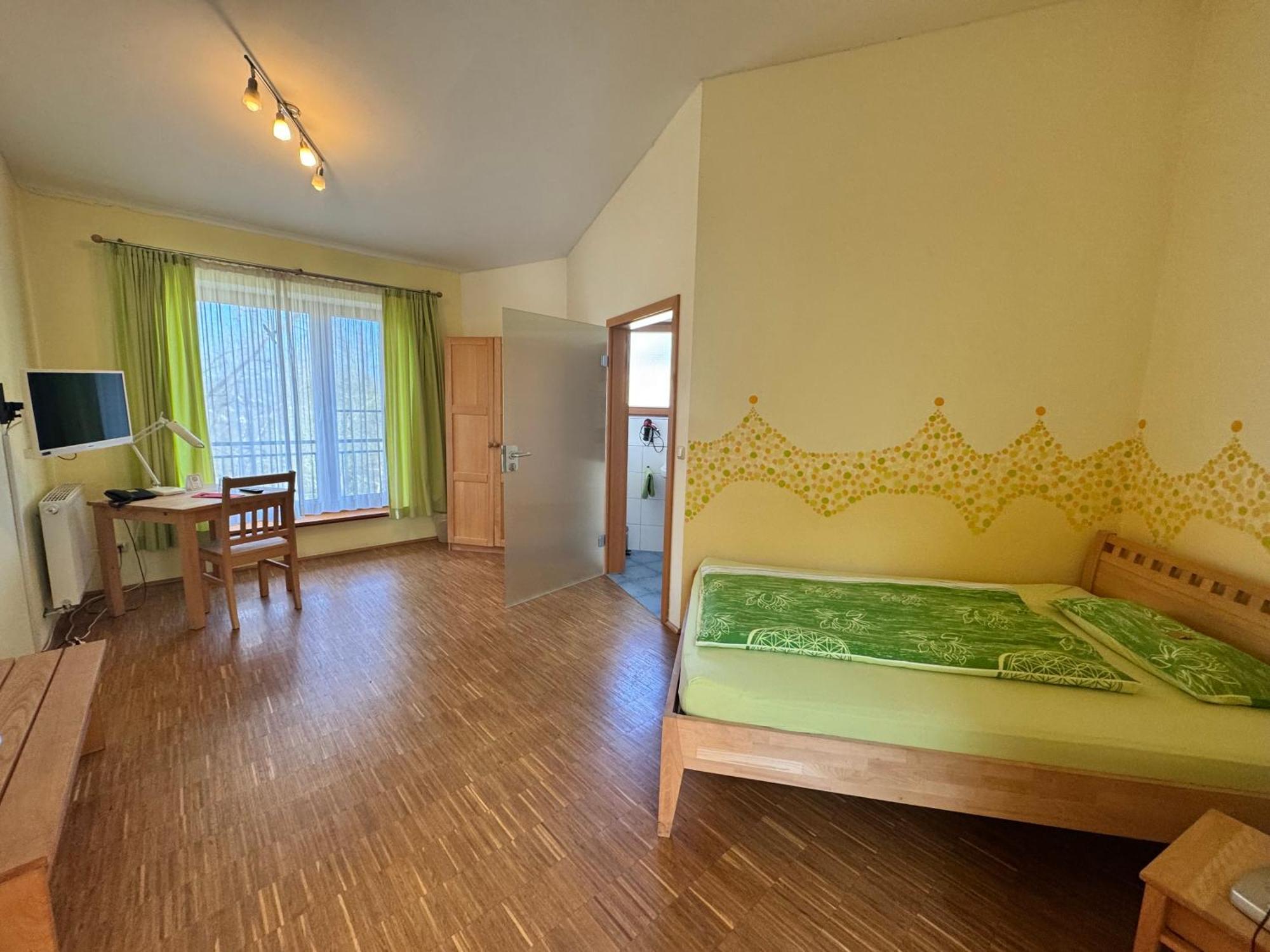Hotel Gruenwald Άνσμπαχ Εξωτερικό φωτογραφία